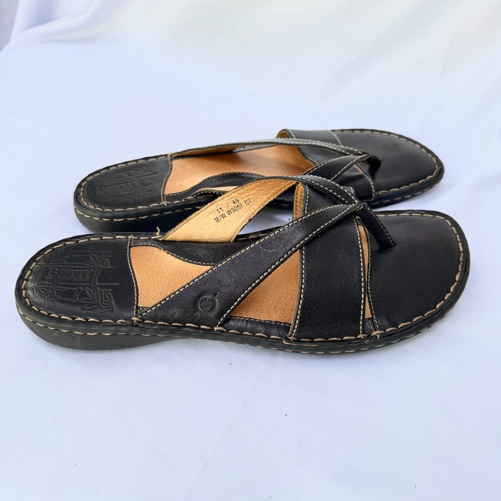 Born Sandals Womens US 11 Black Leather Crisscross Strappy Slip On Comfort Thong